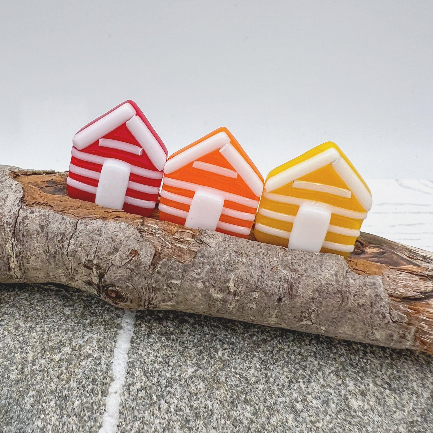 Medium Driftwood Beach Huts