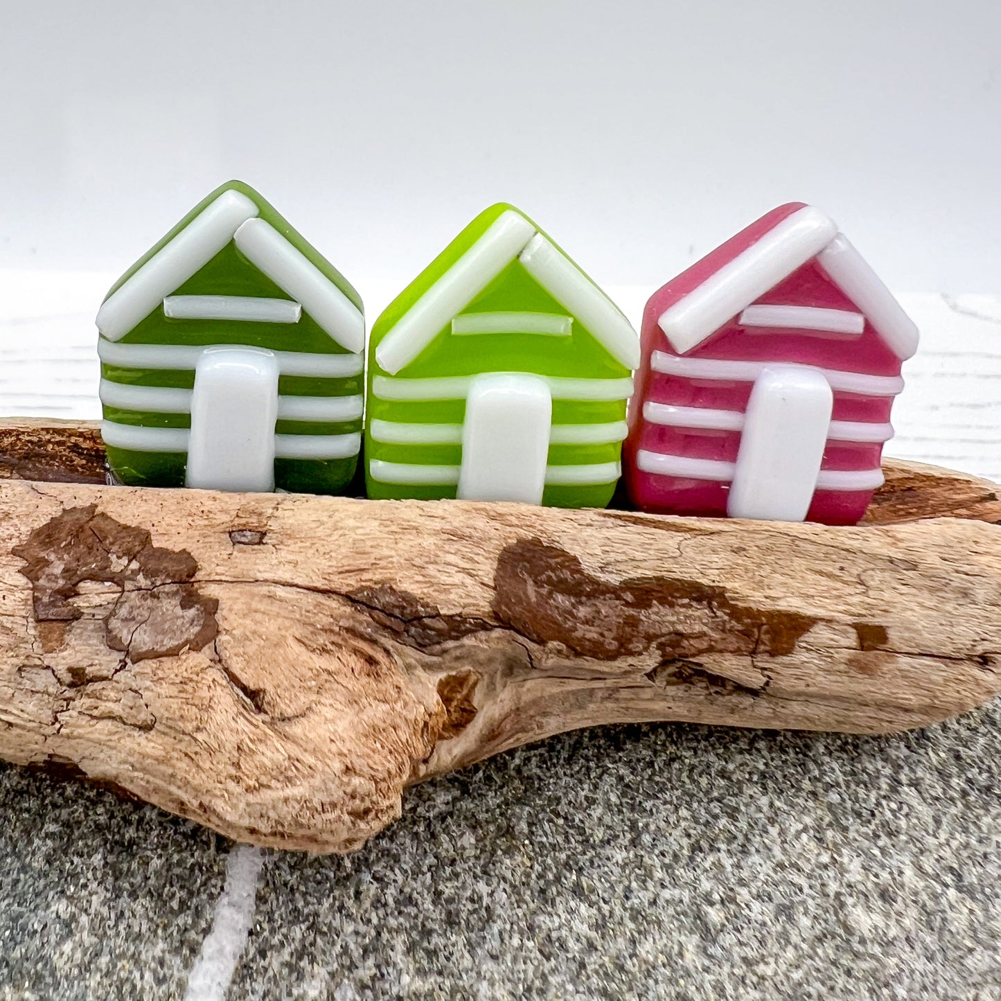Medium Driftwood Beach Huts