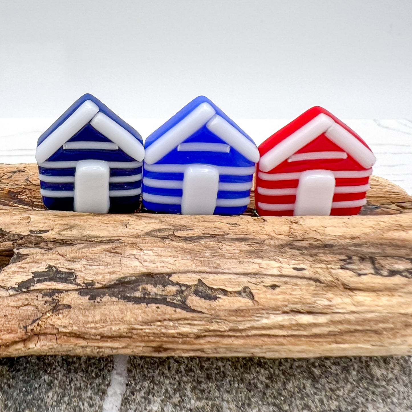Medium Driftwood Beach Huts