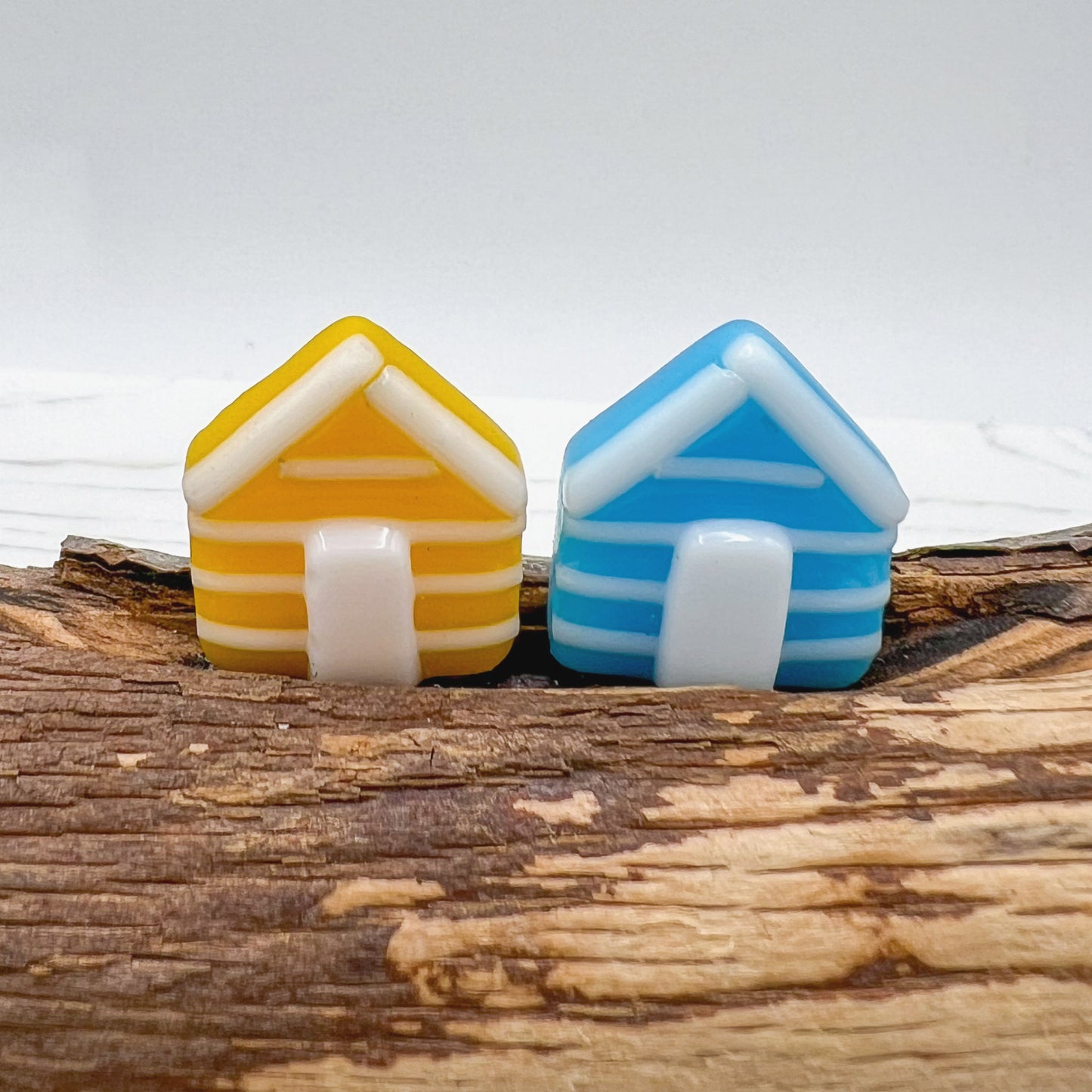 Large Driftwood Beach Huts