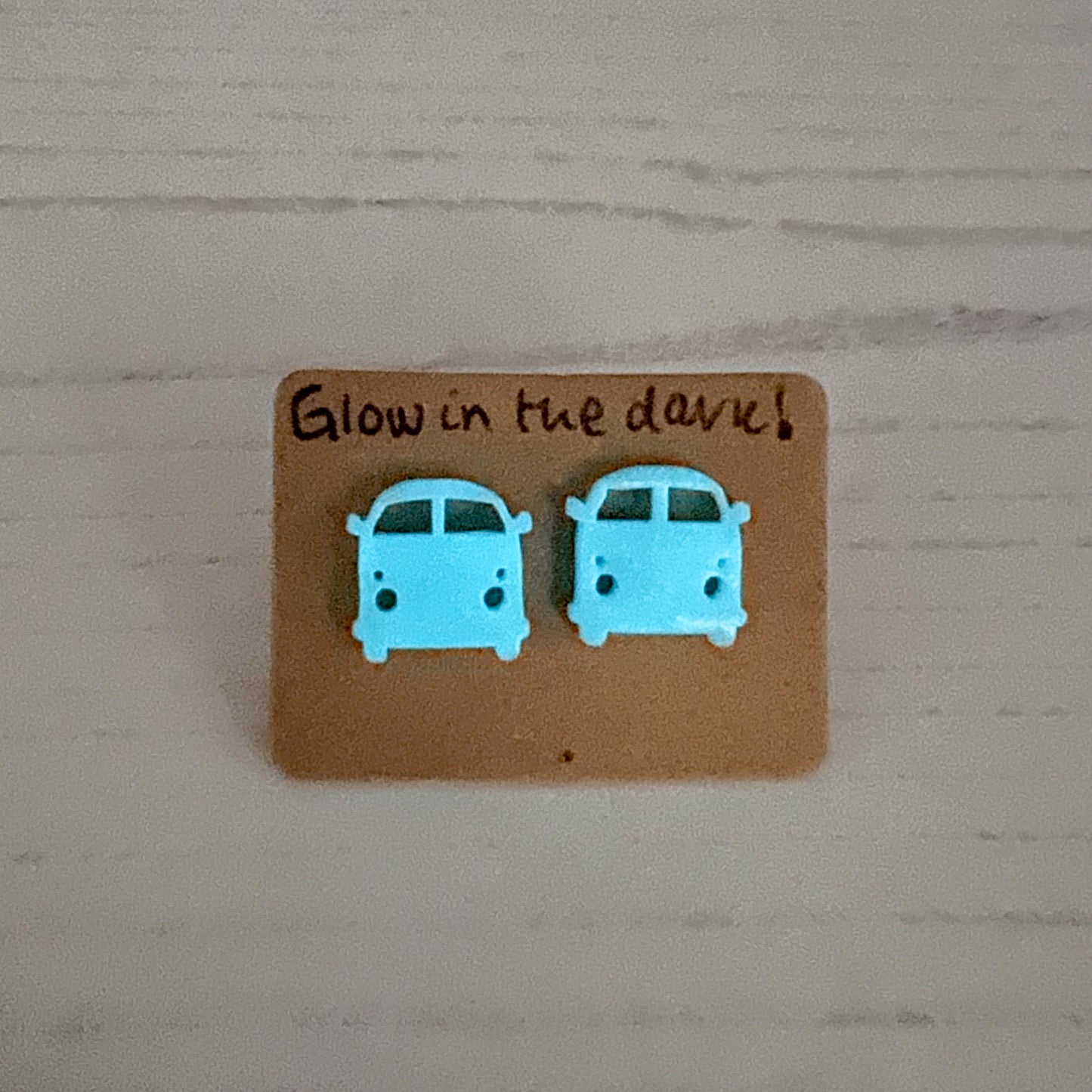 Turquoise - Glow in the dark