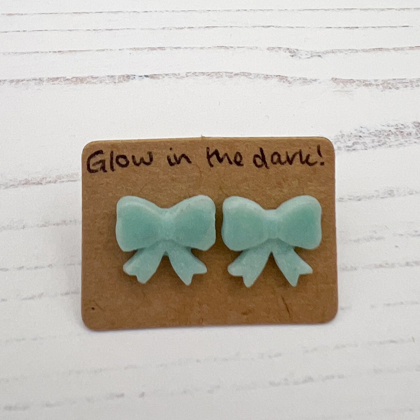 Turquoise - Glow in the dark