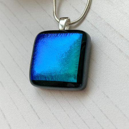 Twinkle Teal Necklace