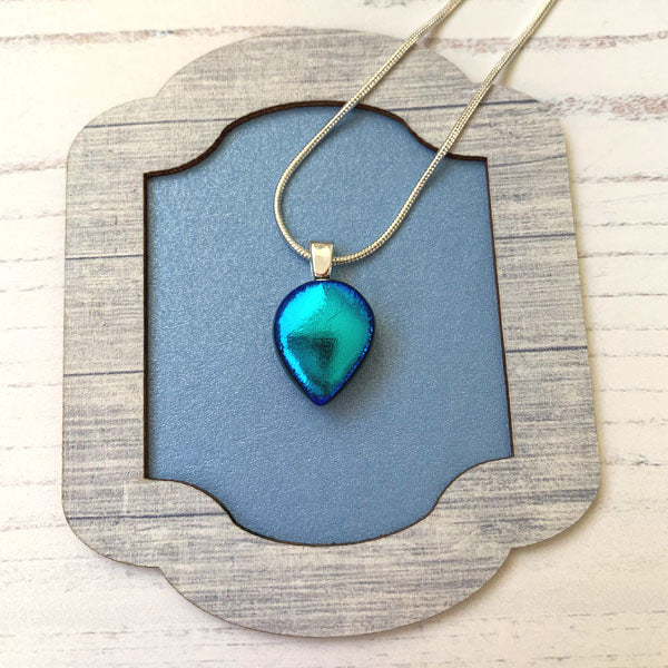 Ingénue Teal Glass Necklace