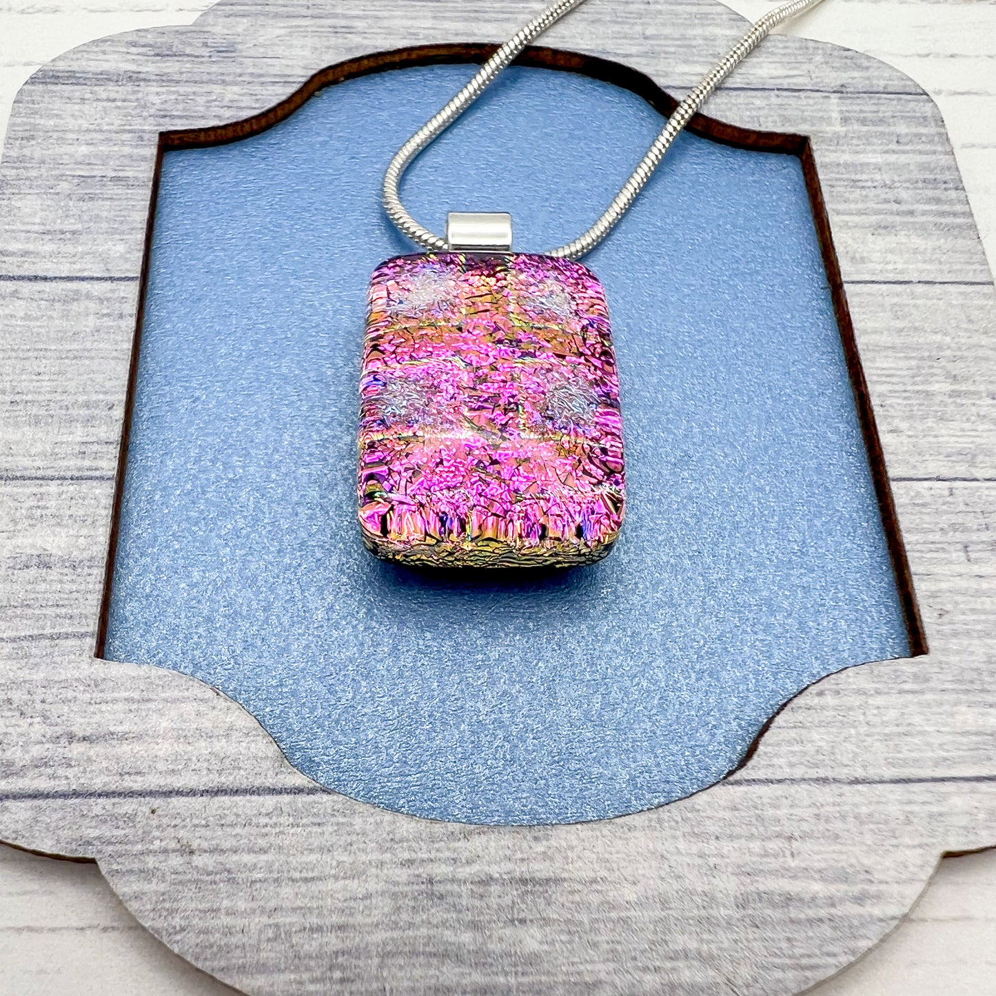 Ingénue Pink Squares Necklace