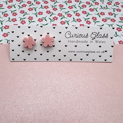 Flower acrylic earrings - stud