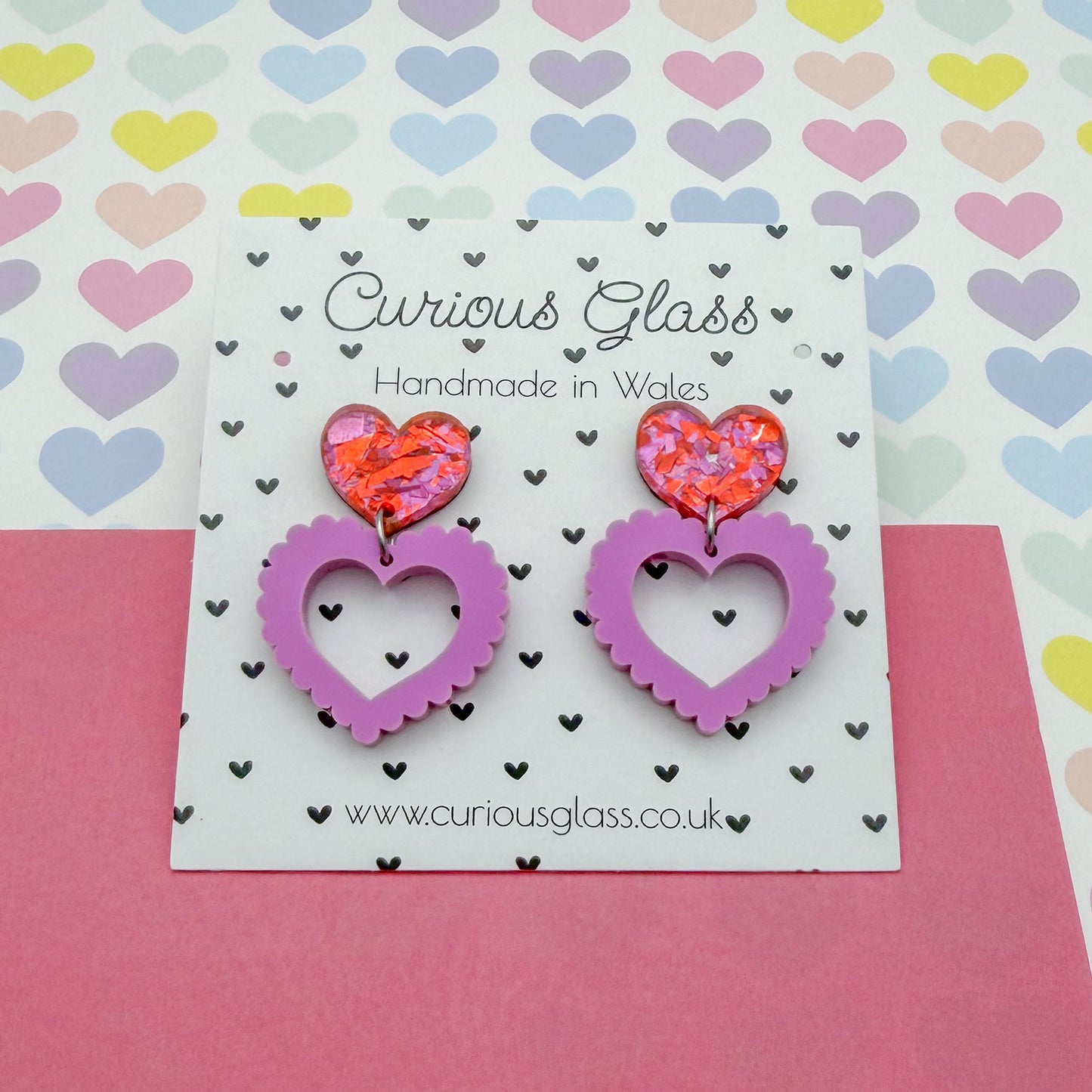 Scallop heart acrylic earrings