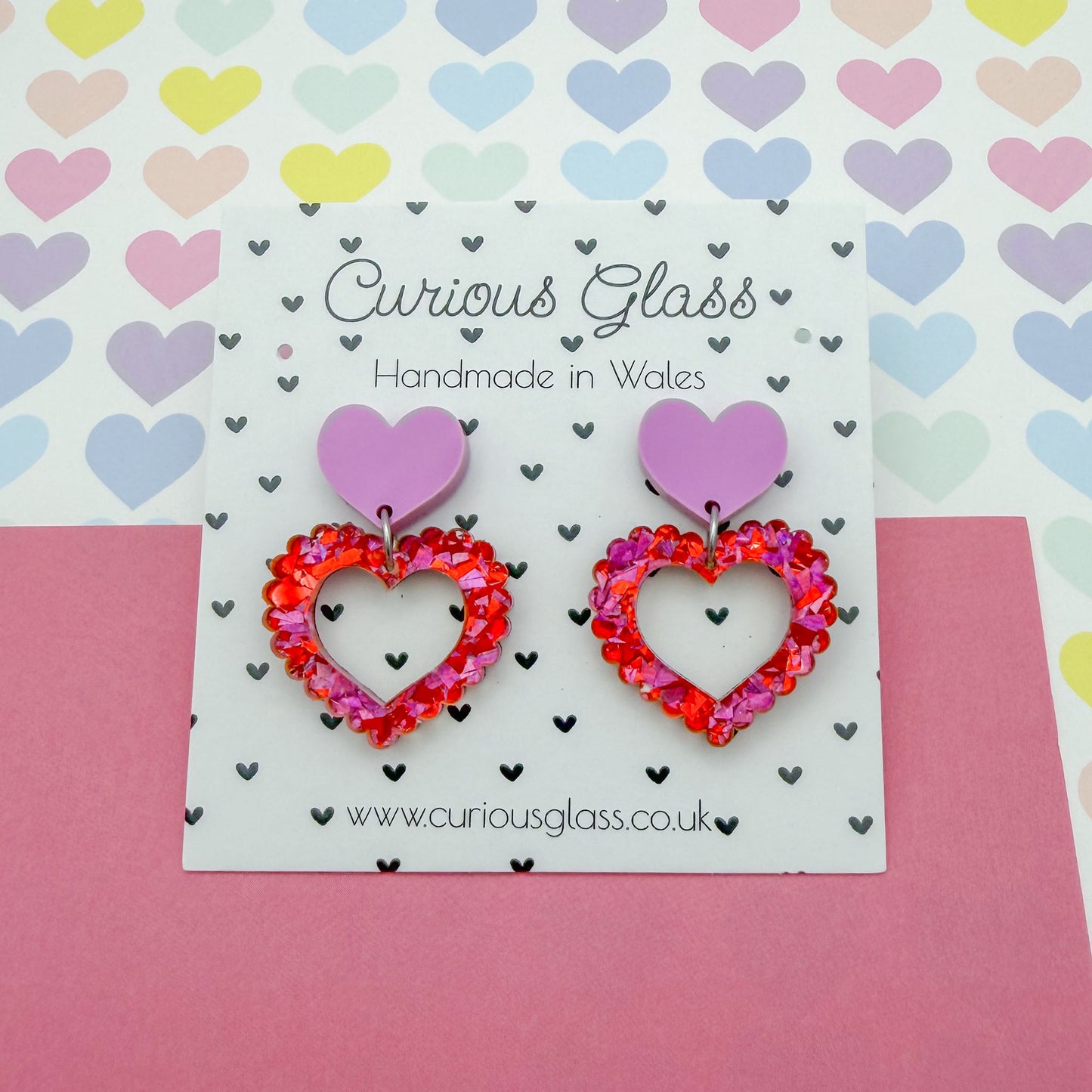 Scallop heart acrylic earrings