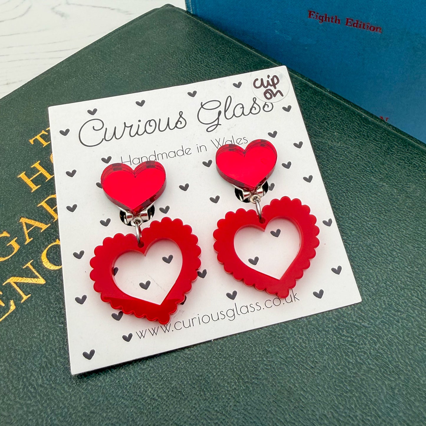 Scallop heart acrylic earrings