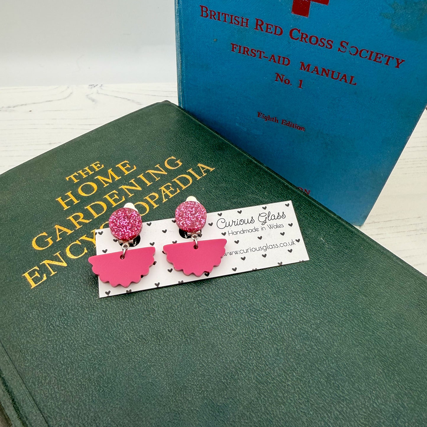 Scallop Acrylic Earrings