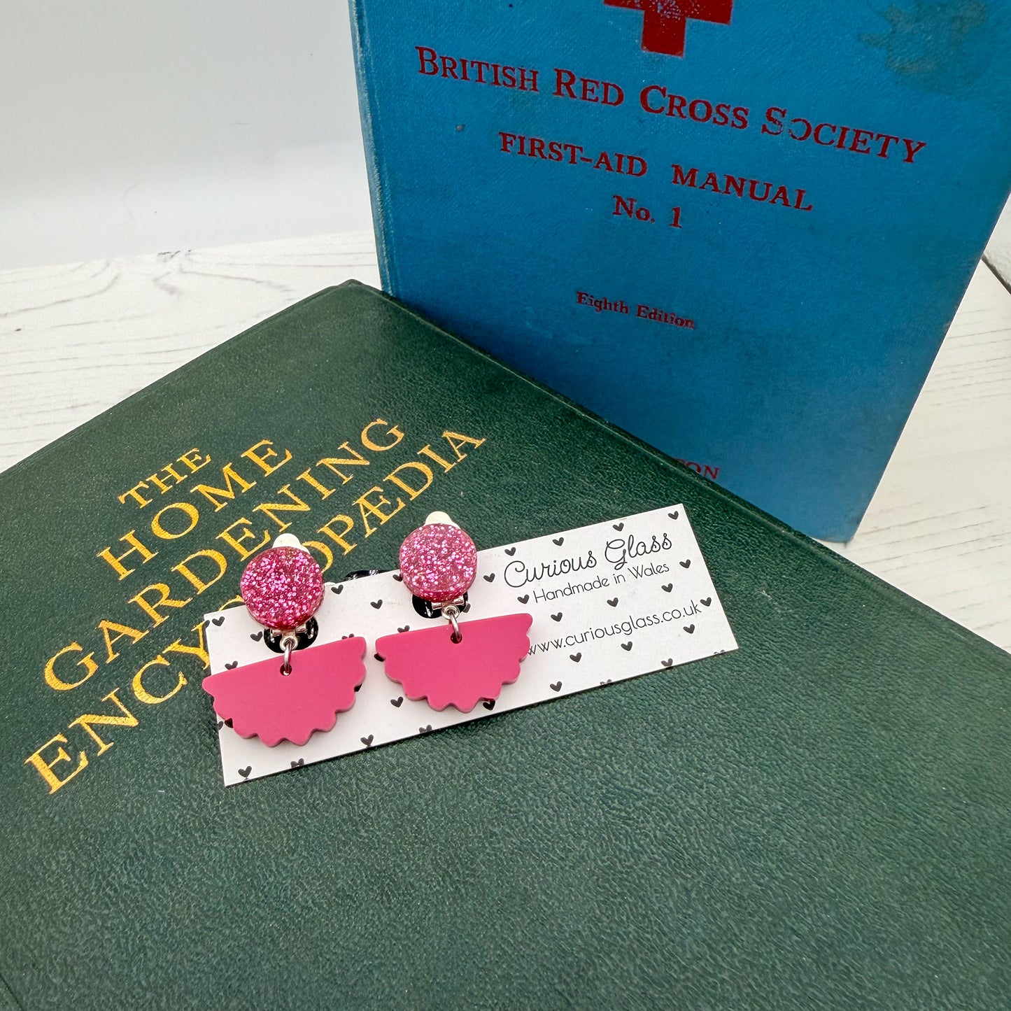 Scallop Acrylic Earrings