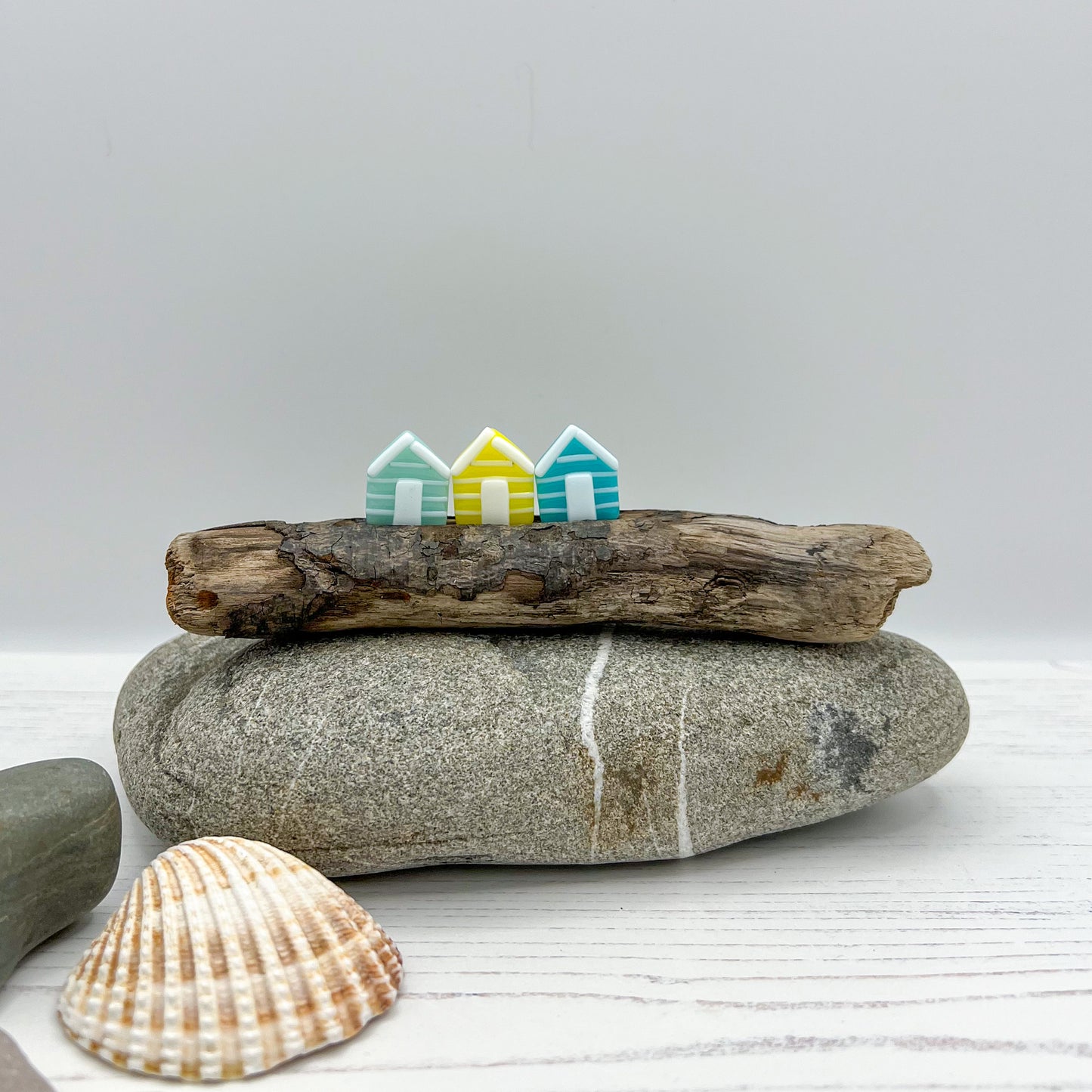 Medium Driftwood Beach Huts