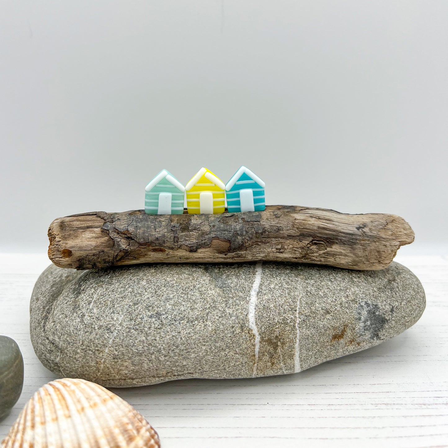 Medium Driftwood Beach Huts
