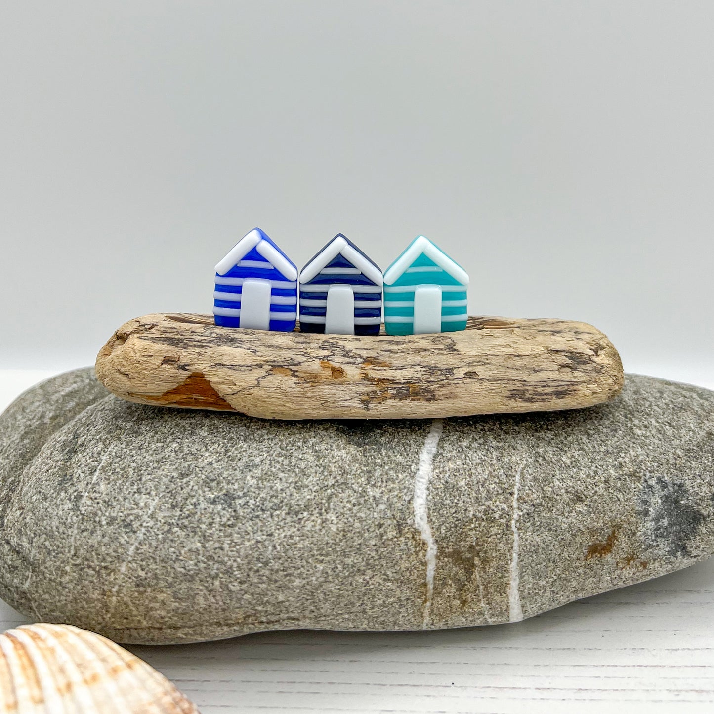 Medium Driftwood Beach Huts