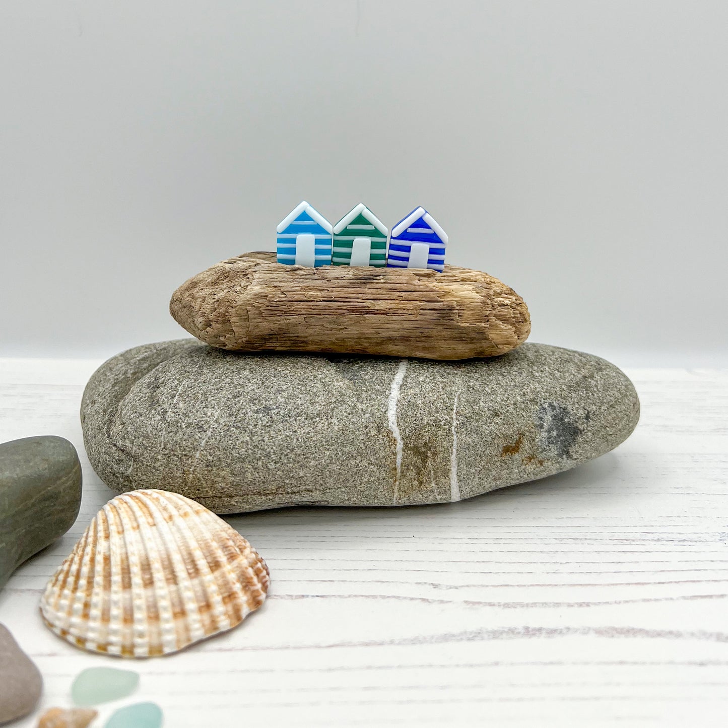 Medium Driftwood Beach Huts
