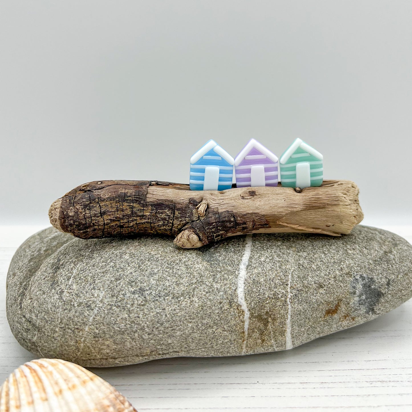 Medium Driftwood Beach Huts