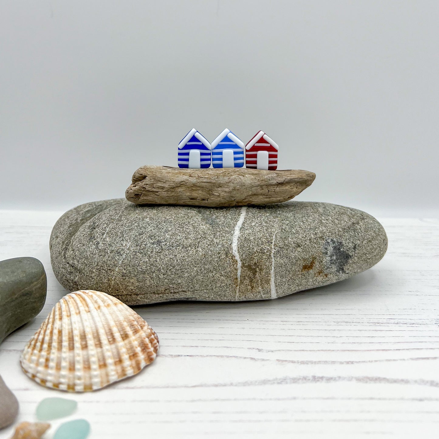 Medium Driftwood Beach Huts