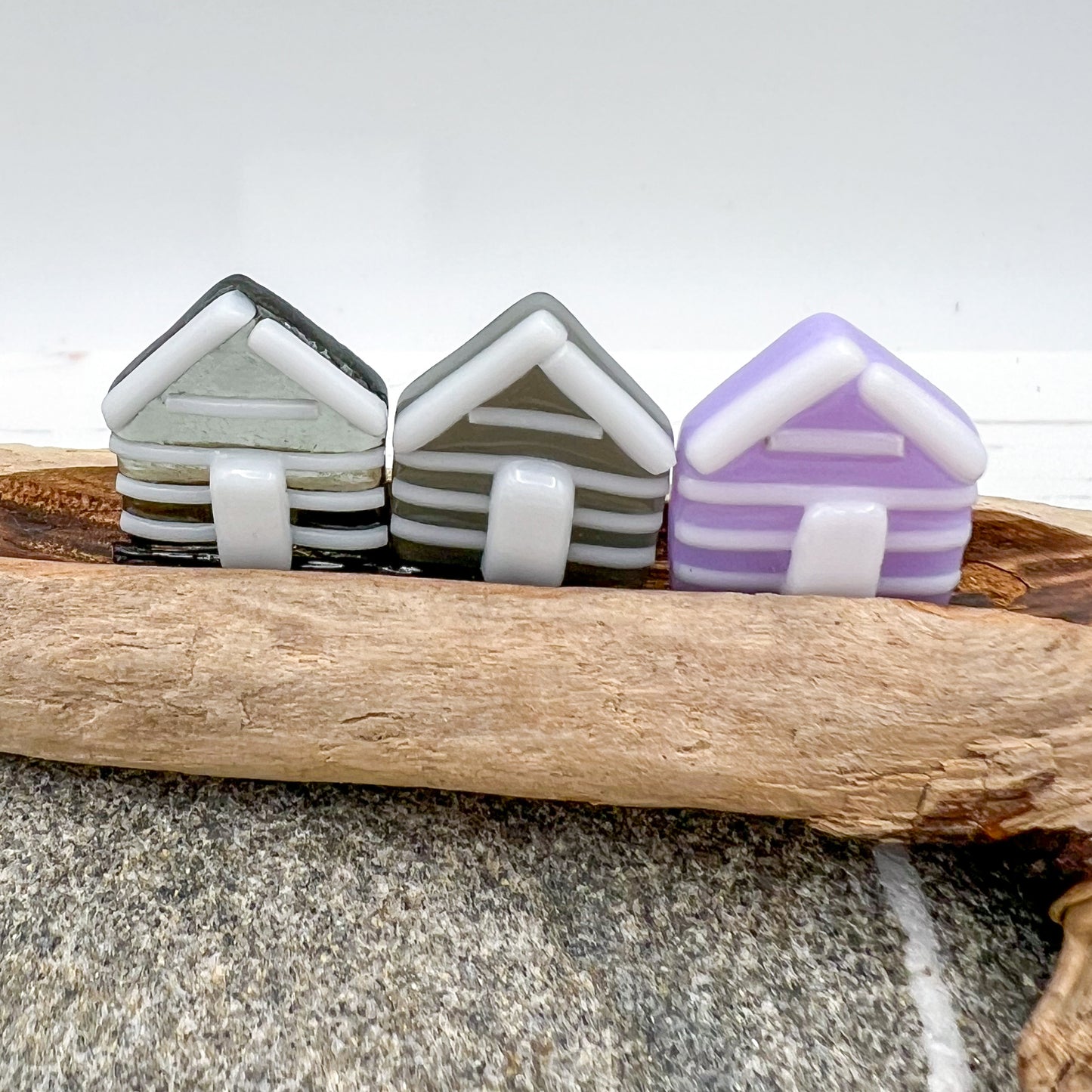 Medium Driftwood Beach Huts