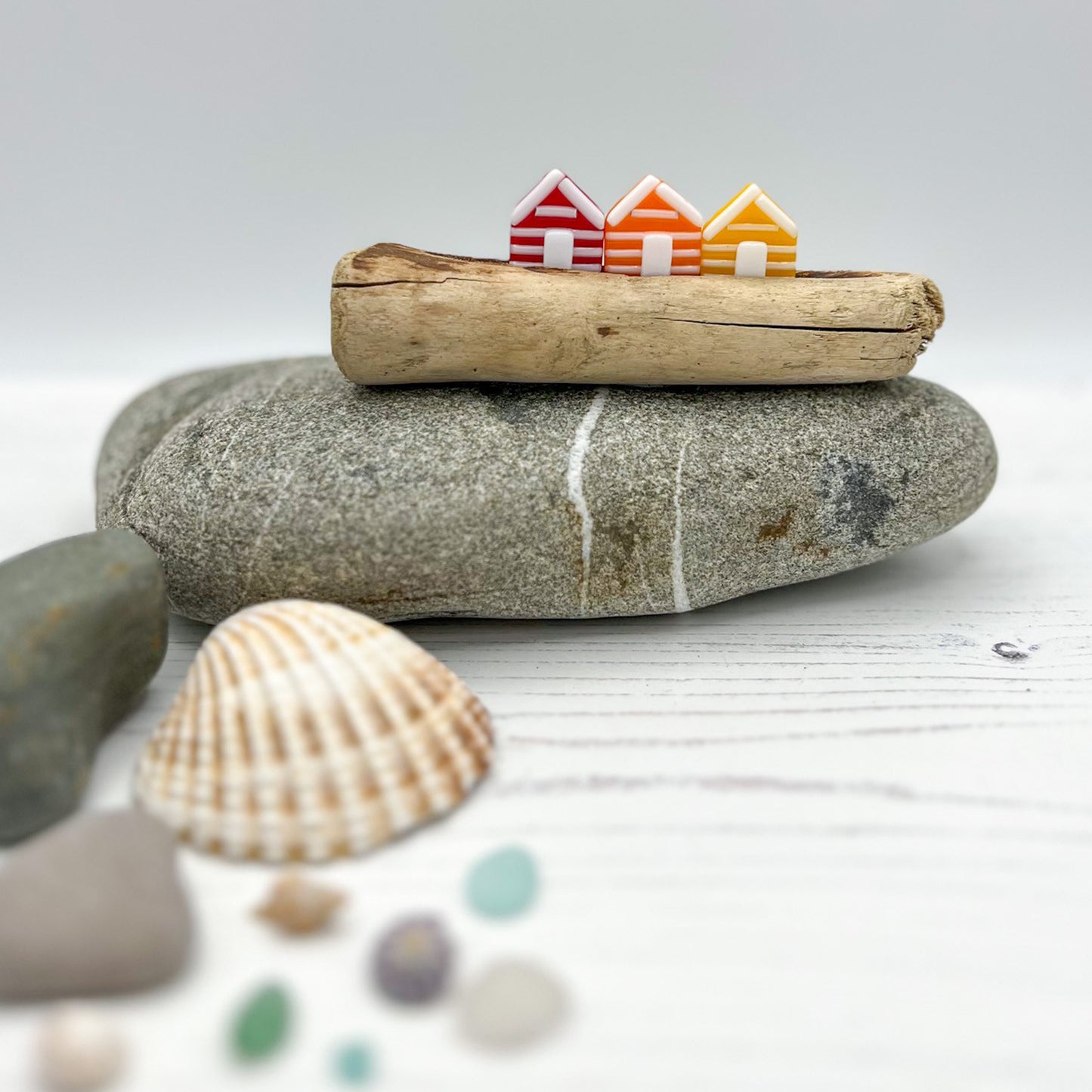 Medium Driftwood Beach Huts