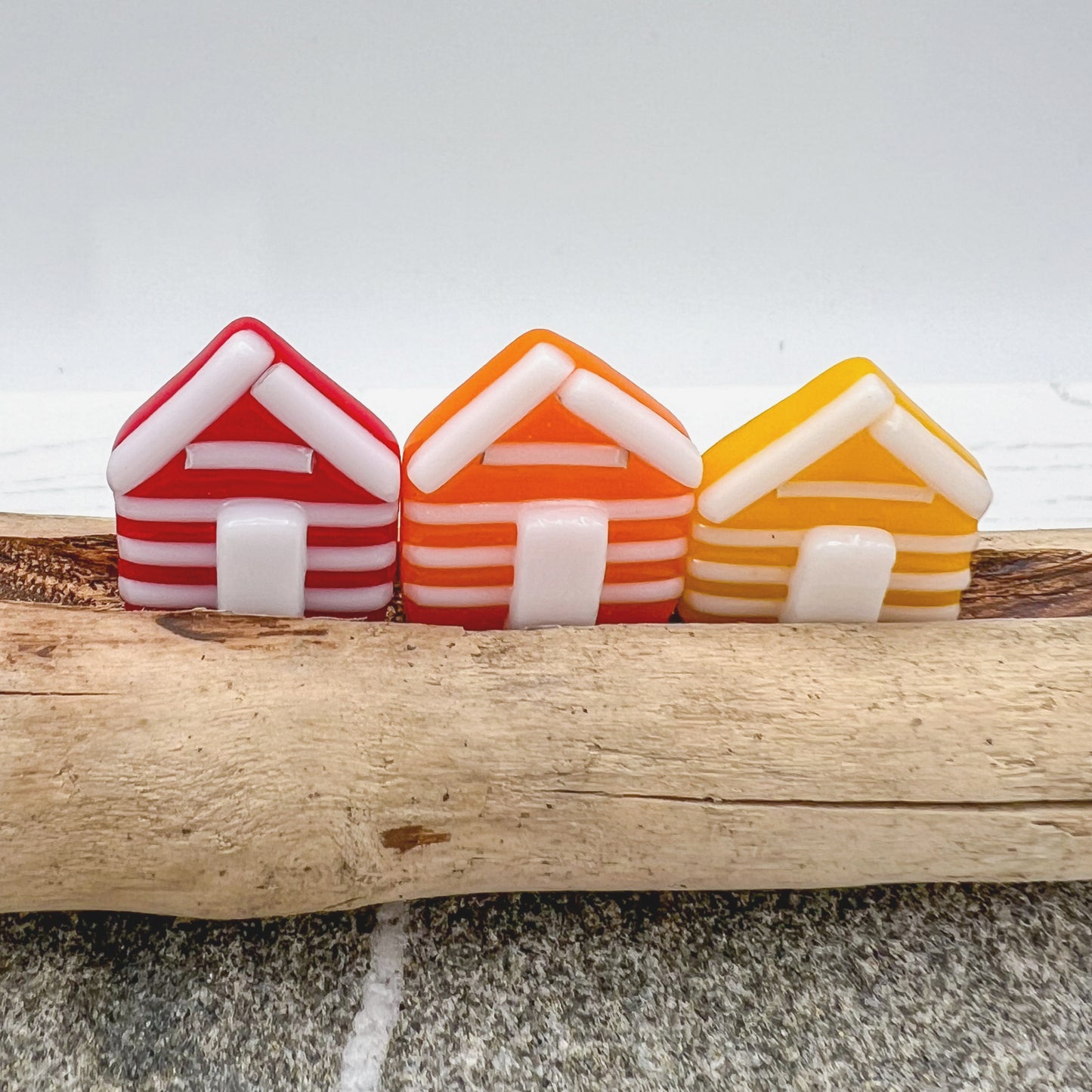 Medium Driftwood Beach Huts