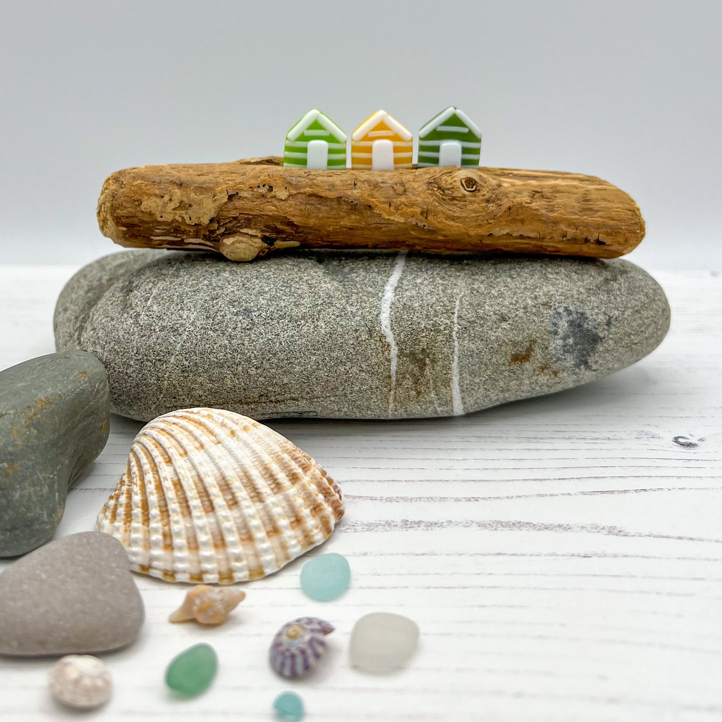 Medium Driftwood Beach Huts
