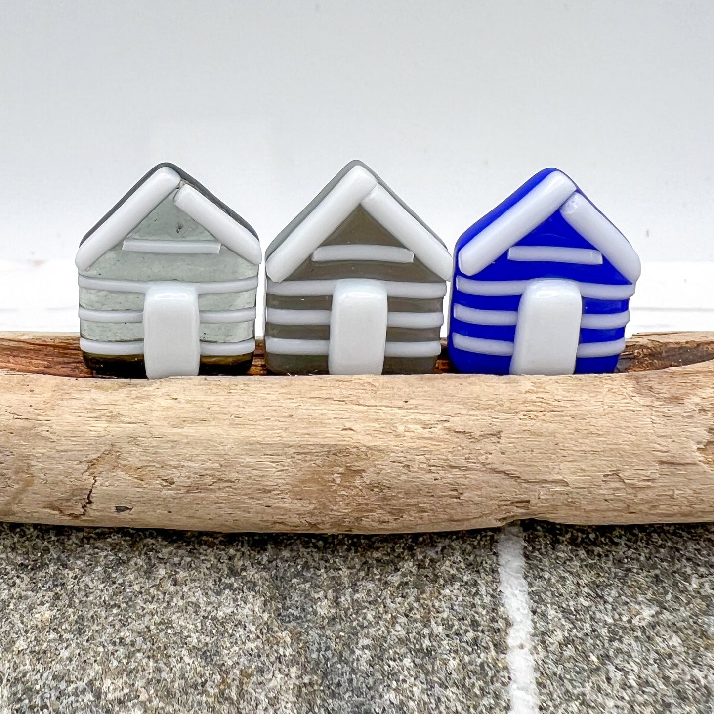 Medium Driftwood Beach Huts