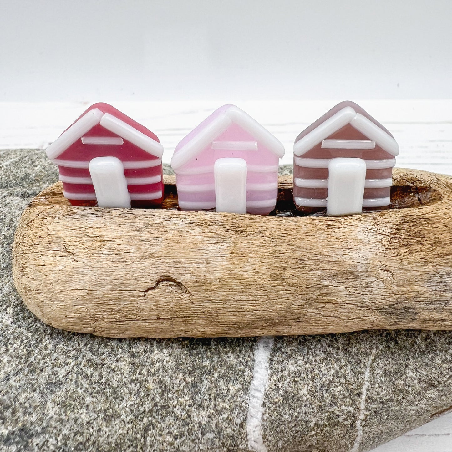 Medium Driftwood Beach Huts