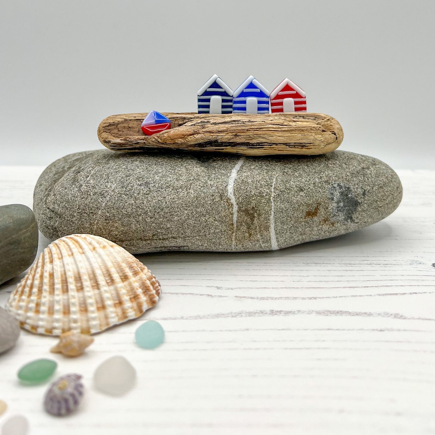 Medium Driftwood Beach Huts