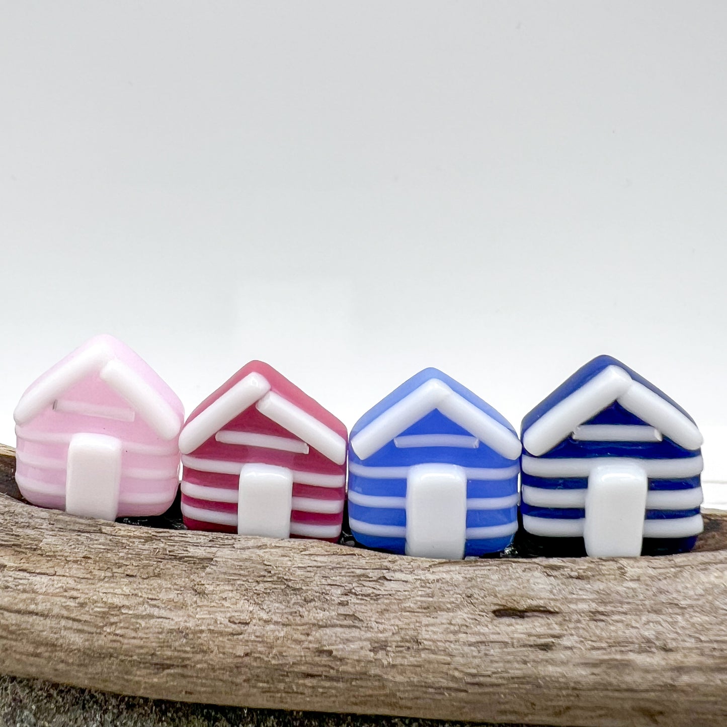 Medium-Large Driftwood Beach Huts