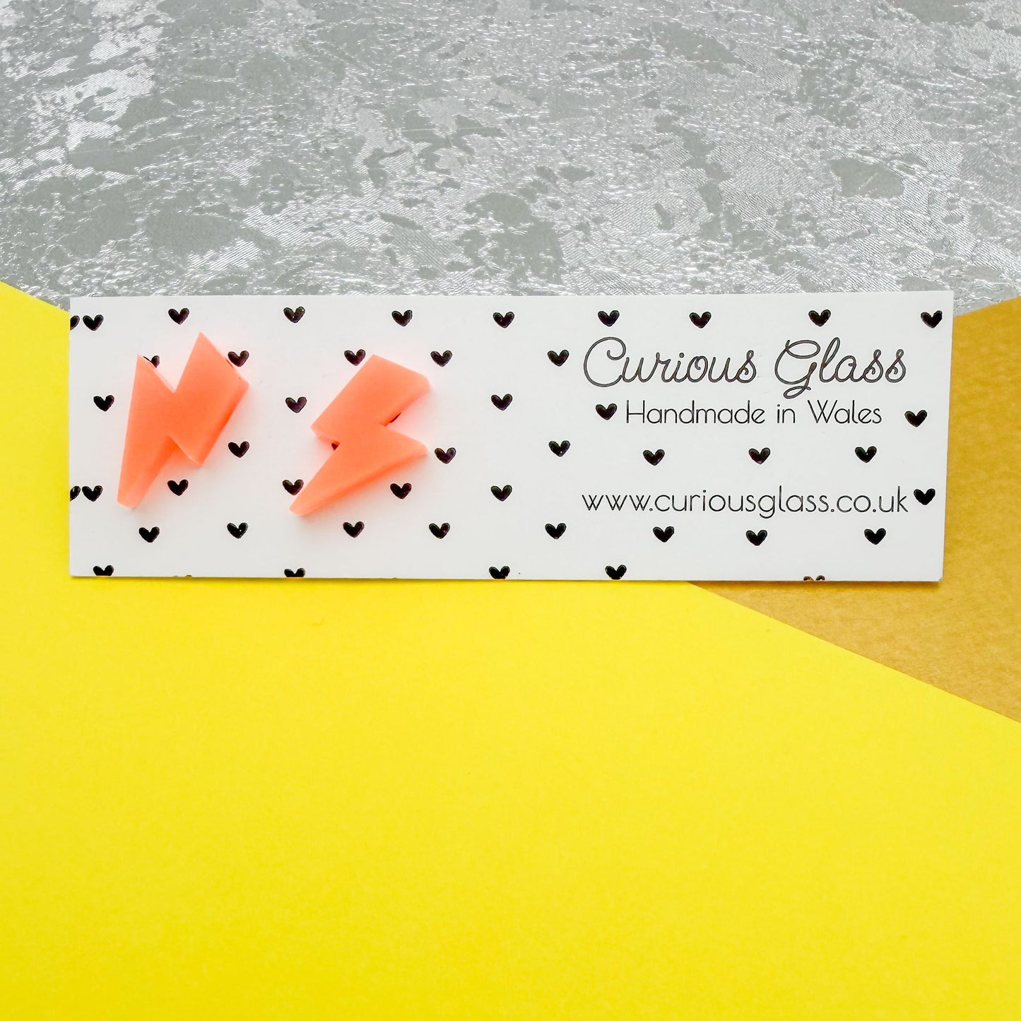 Funky lightning bolt earrings - stud