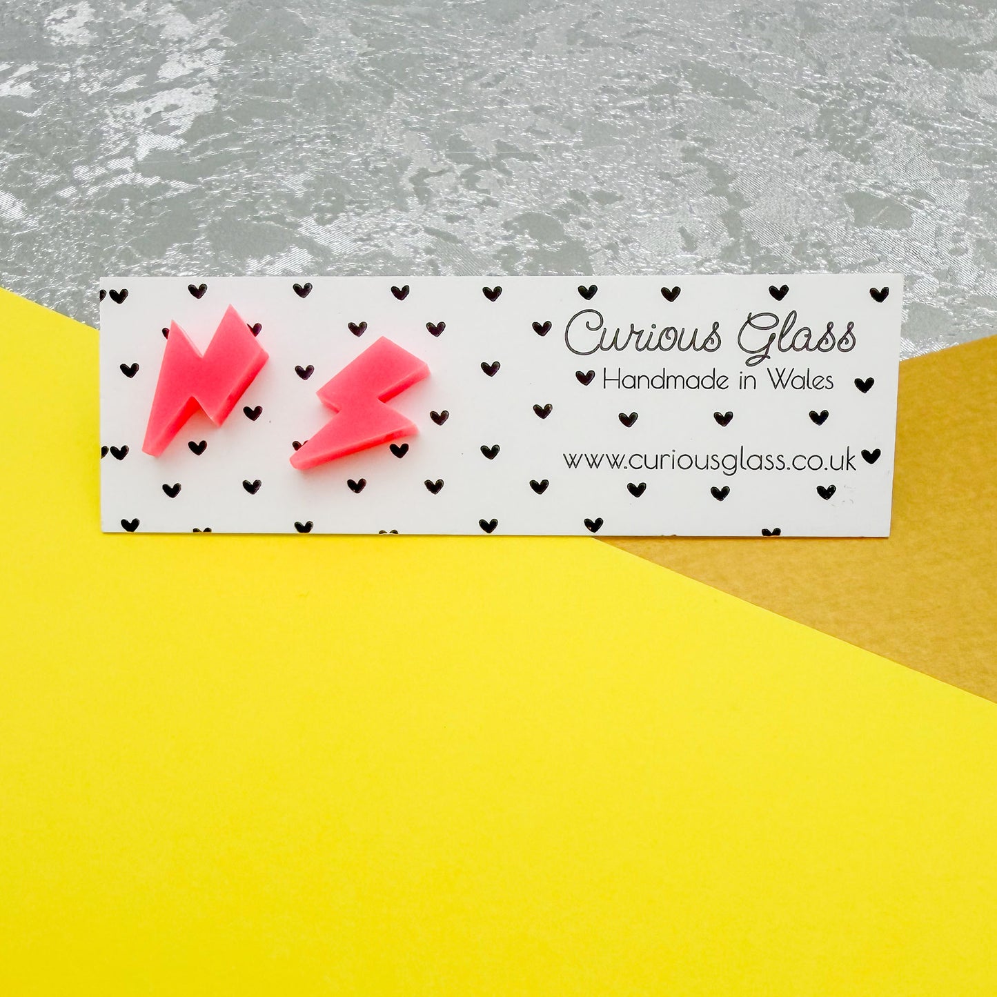Funky lightning bolt earrings - stud