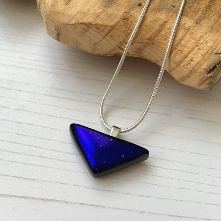 This triangle twinkle purple blue necklace is a handmade necklace that I make with my favourite type of glass, dichroic.