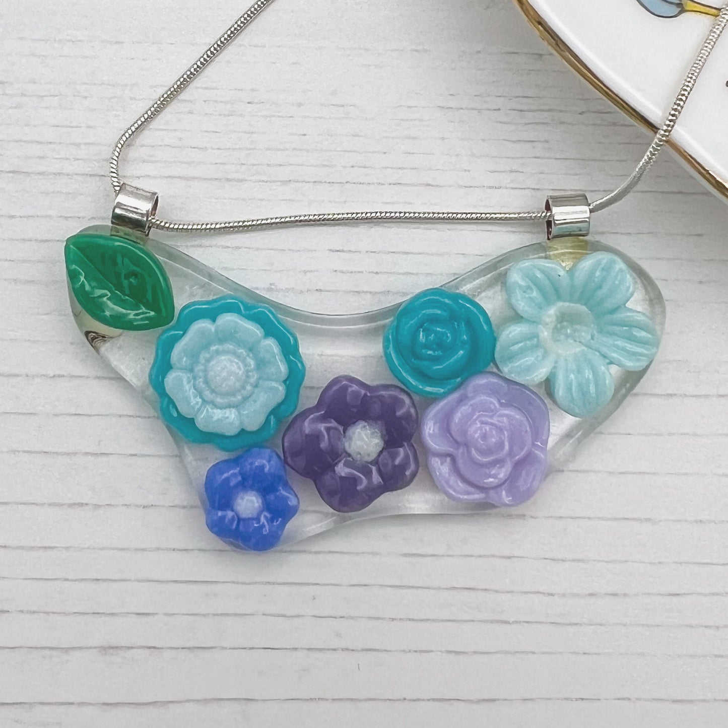 Turquoise Flowers Necklace