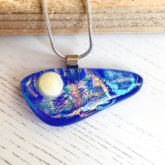 Twinkle Cream Glass Necklace